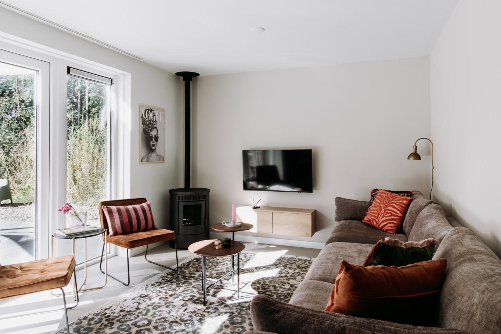Foss Lodge - Luxe Boutique Boshuis Veluwe นึนชเปท ภายนอก รูปภาพ